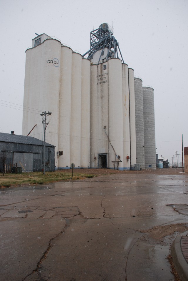The Chalmers and Borton annex is in the foreground, and the new annexes are behind the main house.